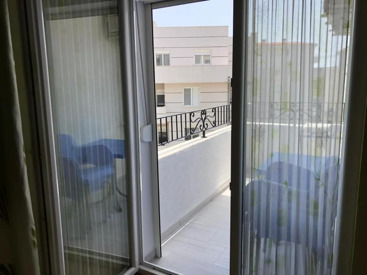 גולם Skampini Qerret Apartments 0*,