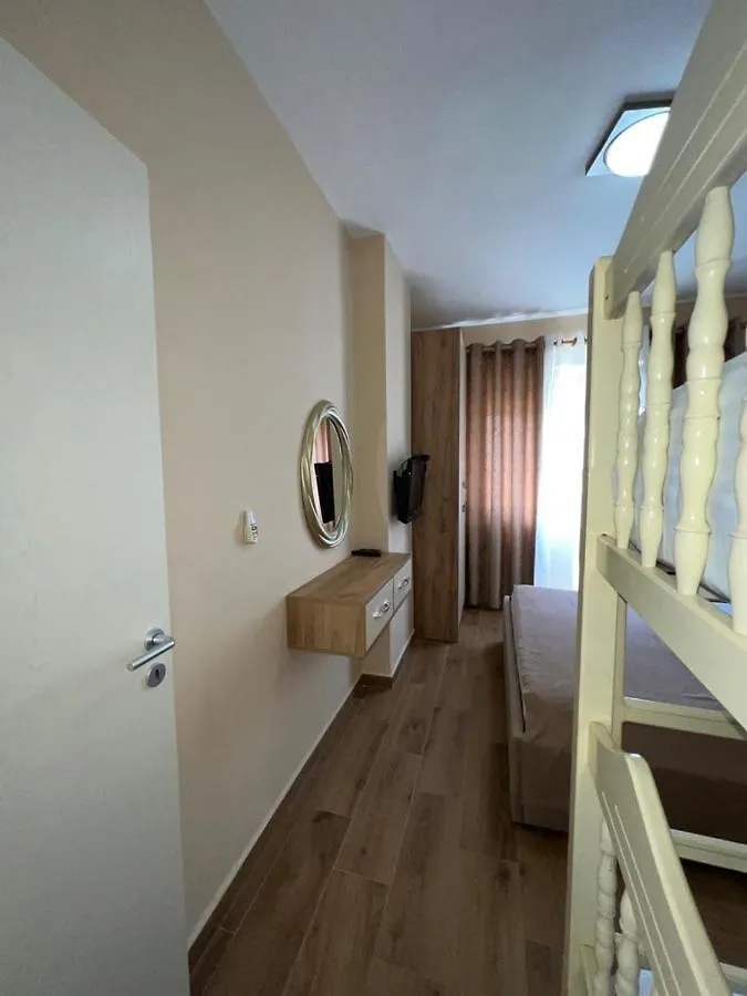 גולם Skampini Qerret Apartments